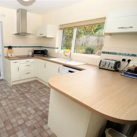 Image 2 - 38 Mag's Barrow, Parley Cross, BH22 8PD, United Kingdom - House for sale