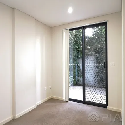 Image 7 - Tennyson Street, Sydney NSW 2150, Australia - Apartment for rent