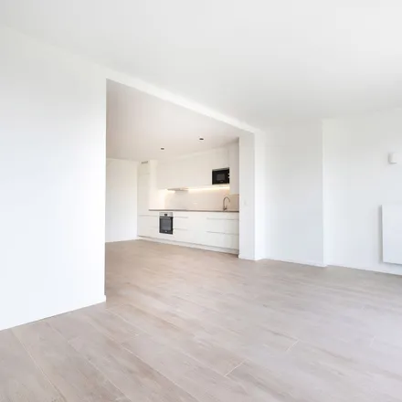 Rent this 3 bed apartment on Avenue Winston Churchill - Winston Churchilllaan 29 in 1180 Uccle - Ukkel, Belgium