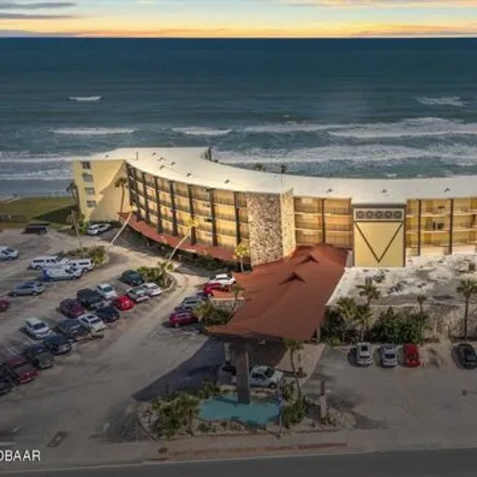 Image 4 - Hawaiian Inn Beach Resort, South Atlantic Avenue, Daytona Beach, FL 32118, USA - Condo for sale