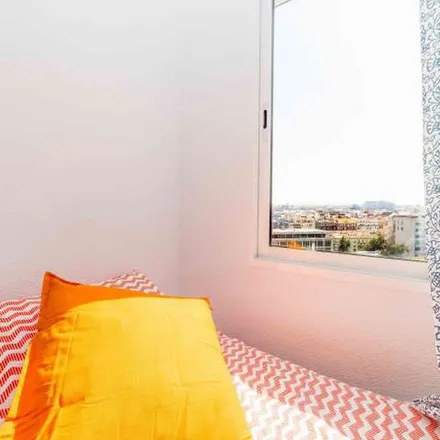 Image 2 - Carrer de Ramón Gordillo, 1, 46021 Valencia, Spain - Apartment for rent