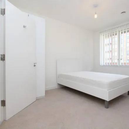 Image 3 - Magellan Boulevard, London, E16 2BF, United Kingdom - Apartment for rent