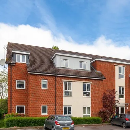 Rent this 2 bed apartment on Egrove Close in Oxford, OX1 4XU