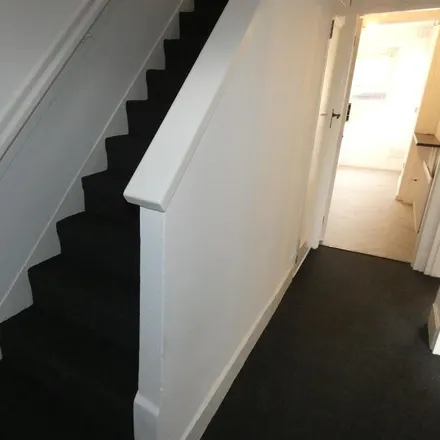 Image 7 - James Way, Telford and Wrekin, TF2 8AU, United Kingdom - Townhouse for rent