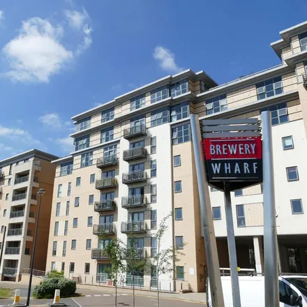 Rent this 2 bed apartment on Bowman Lane in Leeds, LS10 1HQ