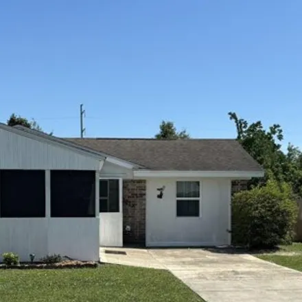 Buy this 3 bed house on 2907 West 21st Court in Panama City, FL 32405