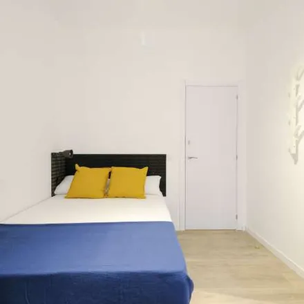 Rent this 5 bed apartment on Madrid in Calle de Santa Teresa, 8