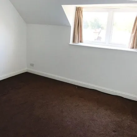 Image 6 - Springboard Tuition / Bramley Bank Short Stay School, 170 Sanderstead Road, London, CR2 0LY, United Kingdom - Apartment for rent