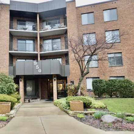 Buy this 2 bed condo on Twin Lake Drive in Palatine, IL 60067