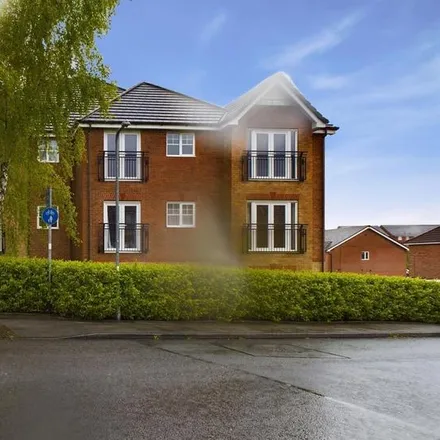 Rent this 2 bed apartment on unnamed road in Tanyfron, LL11 5FE