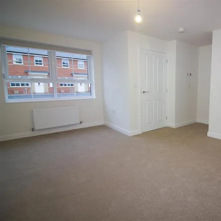 Image 2 - Lavender Way, Cramlington, NE23 8FF, United Kingdom - Townhouse for rent