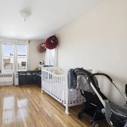 Image 4 - 800 Ocean Parkway, New York, NY 11230, USA - Apartment for sale