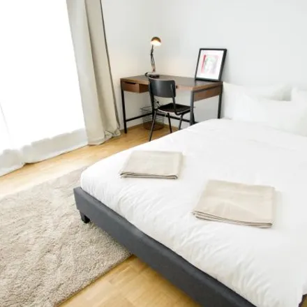 Rent this 8 bed room on Proskauer Straße in Eldenaer Straße, 10247 Berlin