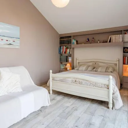 Rent this 1 bed house on 50430 Saint-Germain-sur-Ay