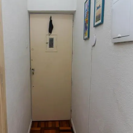 Buy this 2 bed apartment on Rua Pinheiro Guimarães 22 in Botafogo, Rio de Janeiro - RJ