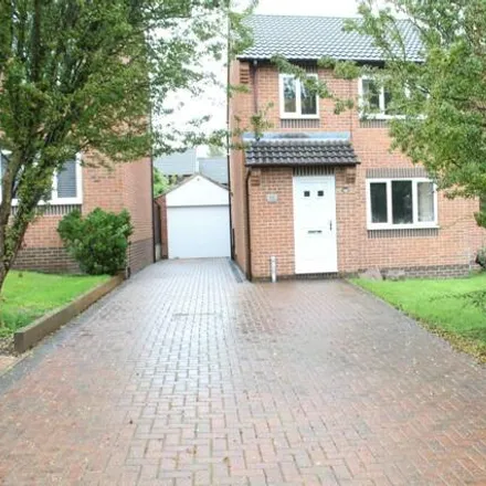 Buy this 3 bed duplex on Mill Holme in South Normanton, Derbyshire