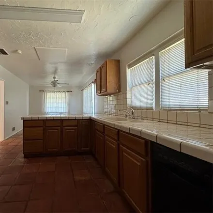 Image 6 - 21194 Avenue San Luis, Los Angeles, CA 91364, USA - House for rent