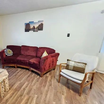 Rent this 3 bed house on Albuquerque