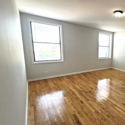 Image 2 - 7606 N Paulina St Apt 301, Chicago, Illinois, 60626 - House for rent