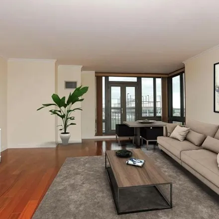 Image 2 - 235 Martine Avenue, City of White Plains, NY 10601, USA - Apartment for rent