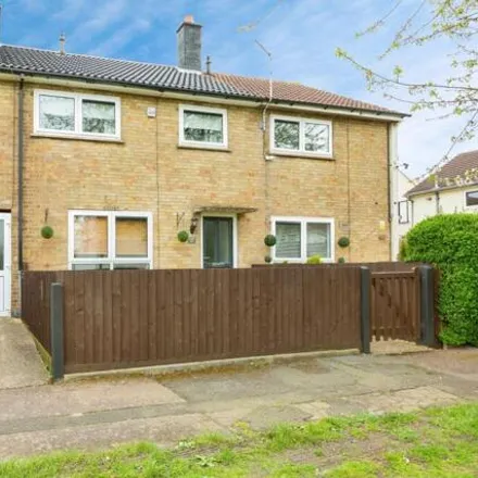Buy this 3 bed townhouse on Sunbury Green in Leicester, LE5 2QL