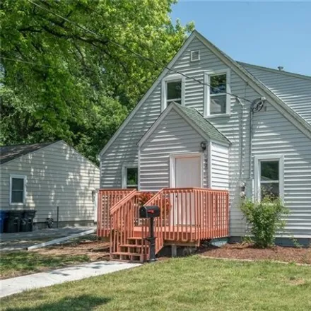 Buy this 3 bed house on 1979 East 24th Street in Des Moines, IA 50317