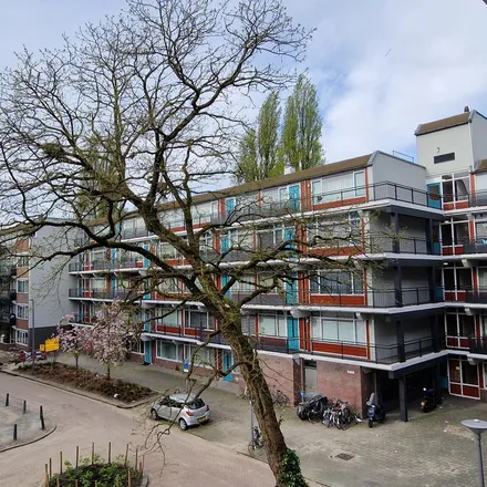 Rent this 3 bed apartment on Meermanstraat 12 in 3031 XP Rotterdam, Netherlands