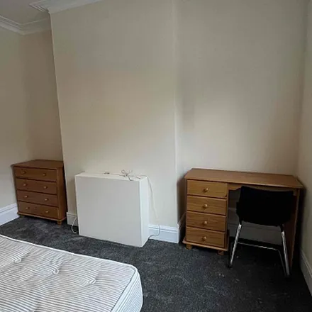 Image 6 - 458 Ecclesall Road, Sheffield, S11 8PJ, United Kingdom - Apartment for rent
