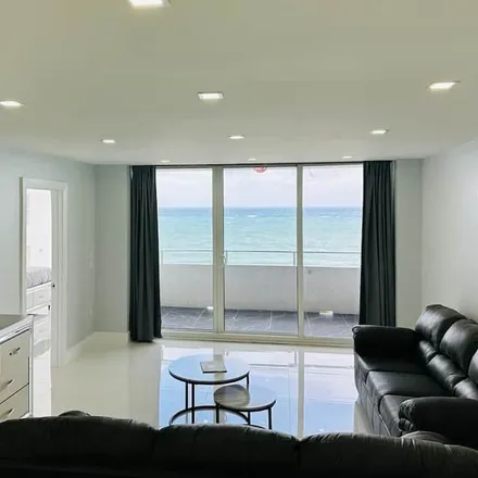 Rent this 1 bed house on Fort Lauderdale
