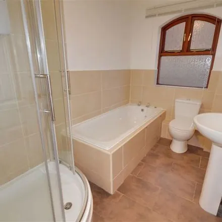 Rent this 2 bed apartment on Riverside Court in Leeds, LS2 7JU