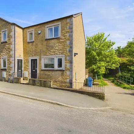 Rent this 3 bed townhouse on Otley Road in Skipton, BD23 1HD
