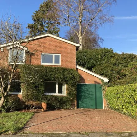 Rent this 4 bed house on Bassett Green Drive in Glen Eyre, Southampton