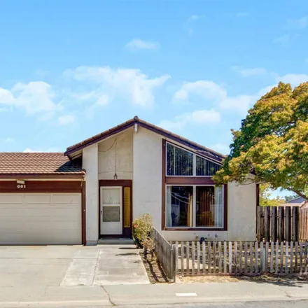Buy this 3 bed house on 601 Whipporwill Way in Suisun City, CA 94585