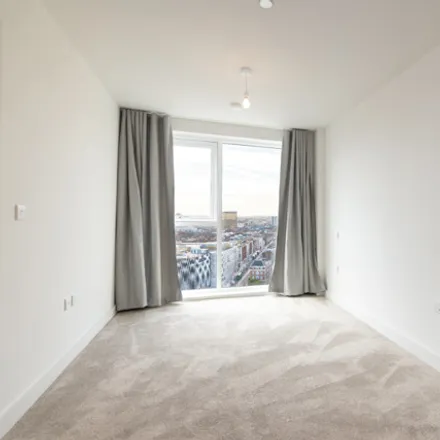 Rent this 2 bed apartment on Leeds City College in Playhouse Square, Leeds