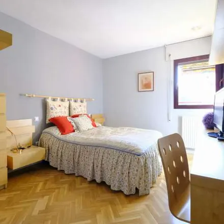 Image 6 - Calle de Santa Hortensia, 23, 28002 Madrid, Spain - Apartment for rent