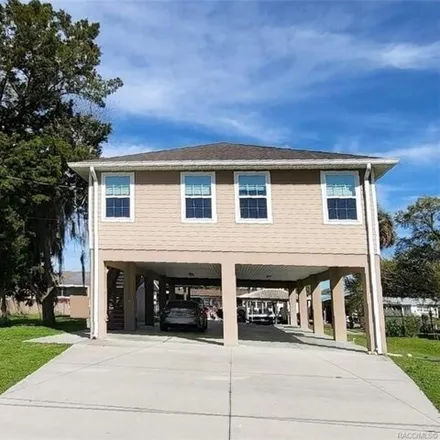 Image 1 - 3999 North Nokomis Point, Crystal River, Citrus County, FL 34428, USA - House for sale
