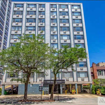Rent this 1 bed apartment on 500 W Belmont Ave