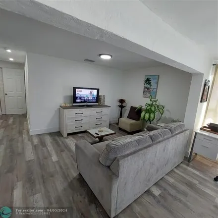 Image 2 - 514 Northwest 8th Avenue, Fort Lauderdale, FL 33311, USA - House for rent
