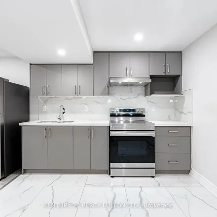 Image 3 - Sharplin Drive, Ajax, ON L1Z 1L4, Canada - Apartment for rent