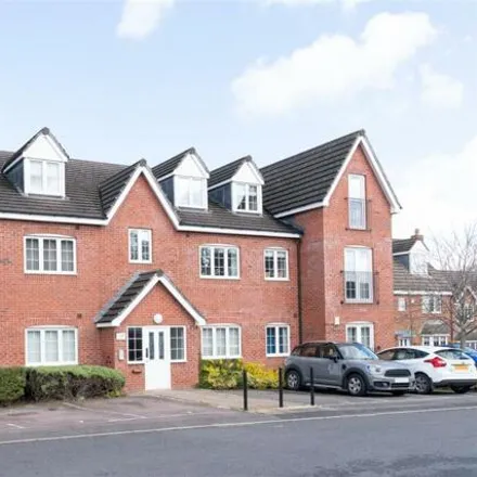 Rent this 2 bed apartment on Old Pheasant Court in Chesterfield, S40 3GW