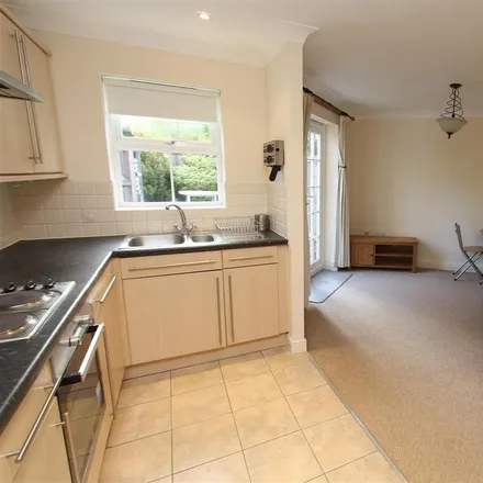 Rent this 1 bed apartment on Mansion Gate Square in Leeds, LS7 4RX