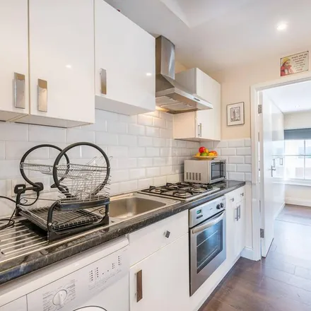 Rent this 1 bed apartment on The Elm in Archel Road, London