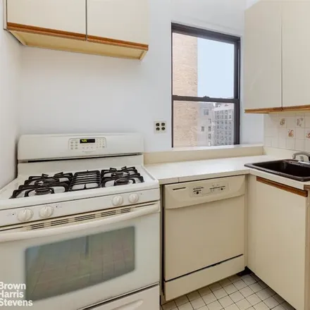 Image 5 - 334 WEST 86TH STREET 12C in New York - Apartment for sale