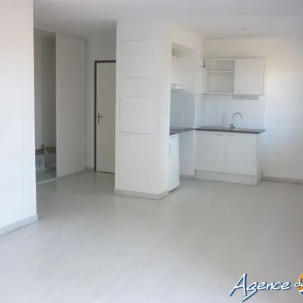 Rent this 3 bed apartment on 14 Boulevard du Maréchal Leclerc in 34500 Béziers, France