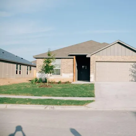 Rent this 4 bed house on 2901 Freedom Circle in Copperas Cove, TX 76522