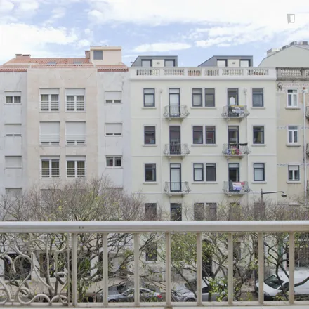 Image 6 - Avenida Defensores de Chaves, 1000-139 Lisbon, Portugal - Apartment for rent