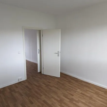 Rent this 3 bed apartment on Theklaer Straße 142 in 04349 Leipzig, Germany