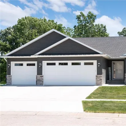 Image 2 - 937 Snowbird Drive, Grand View Mobile Park, Red Wing, MN 55066, USA - House for rent