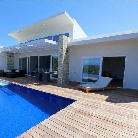 Image 5 - Luxury Villas $ 462 - House for sale