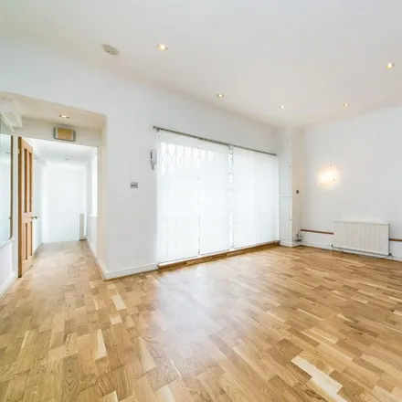 Image 4 - Maryon Mews, London, NW3 2PY, United Kingdom - Apartment for rent
